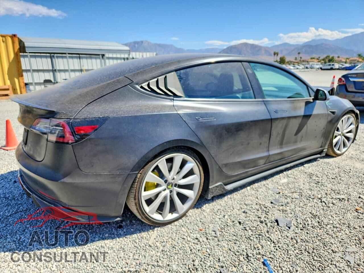 TESLA MODEL 3 2019 - 5YJ3E1EB1KF237342