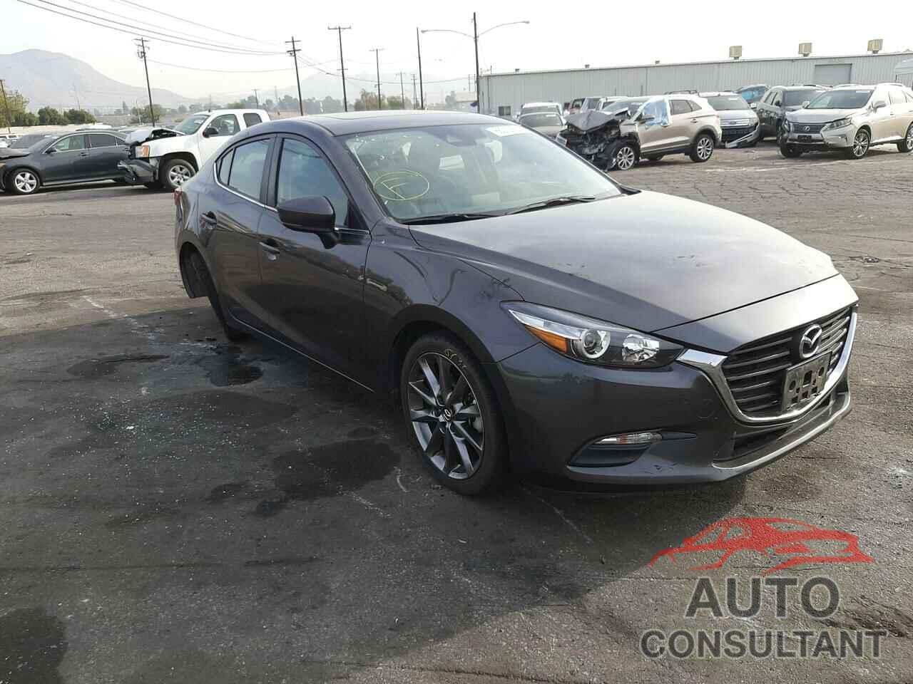 MAZDA 3 2018 - 3MZBN1V39JM239562