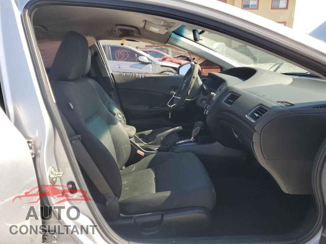 HONDA CIVIC 2015 - 19XFB2F58FE053645