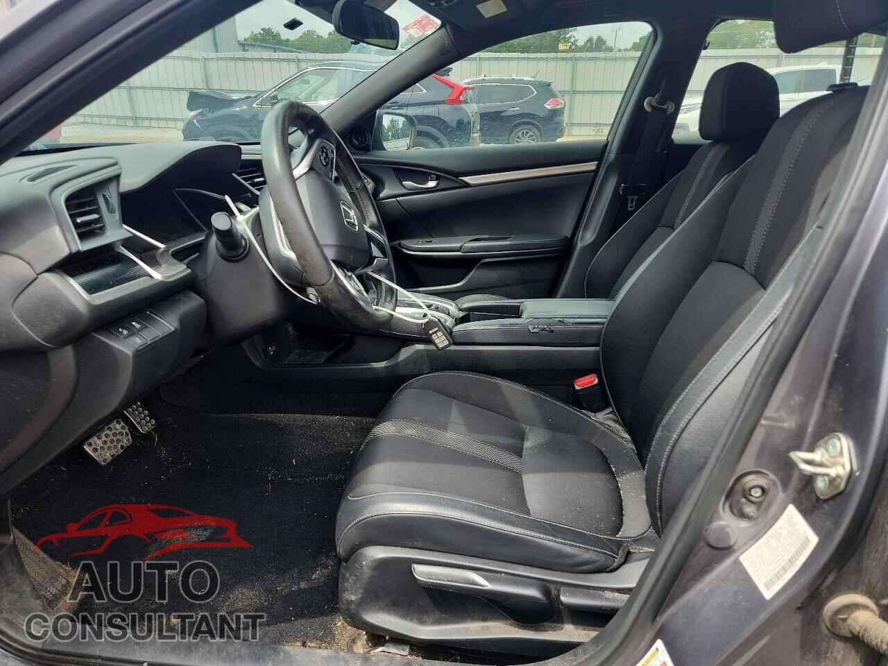 HONDA CIVIC 2019 - 2HGFC2F84KH555186