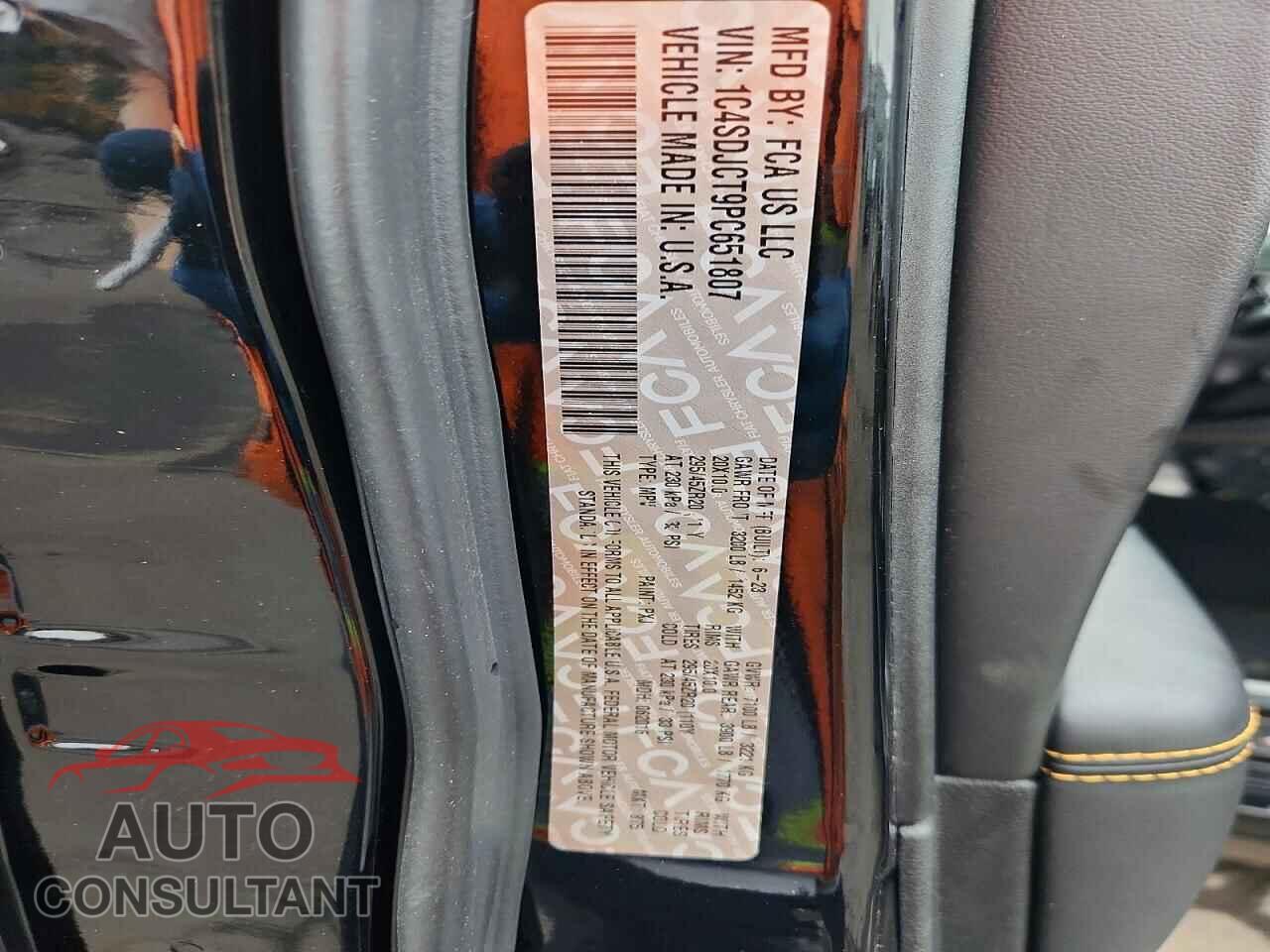 DODGE DURANGO 2023 - 1C4SDJCT9PC651807