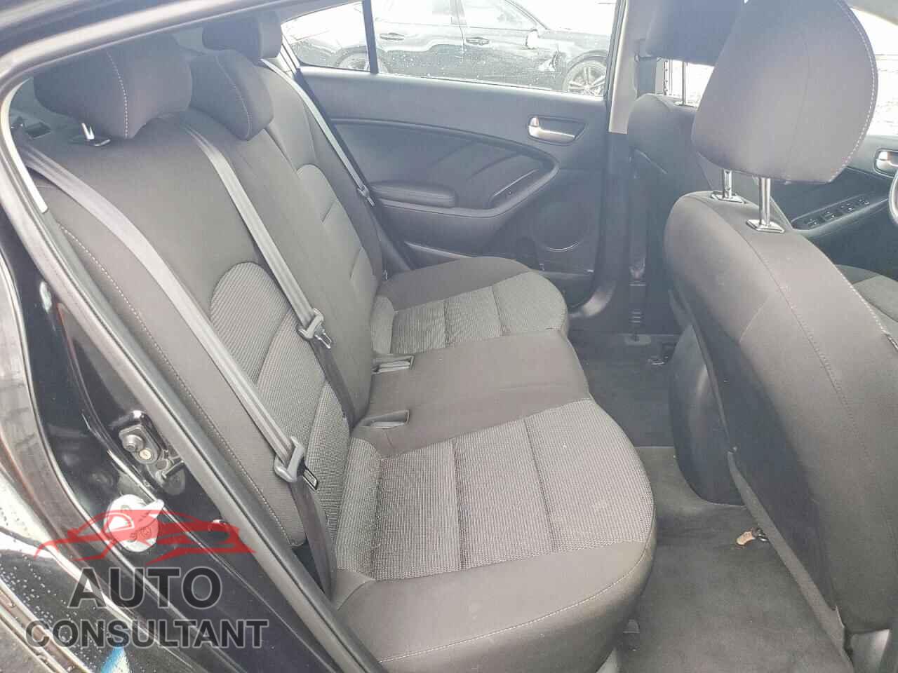KIA FORTE 2017 - 3KPFK4A76HE063372