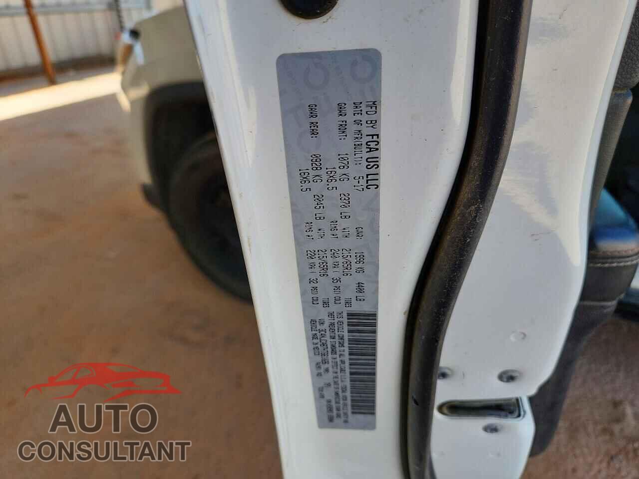 JEEP COMPASS 2017 - 3C4NJCAB7HT661026