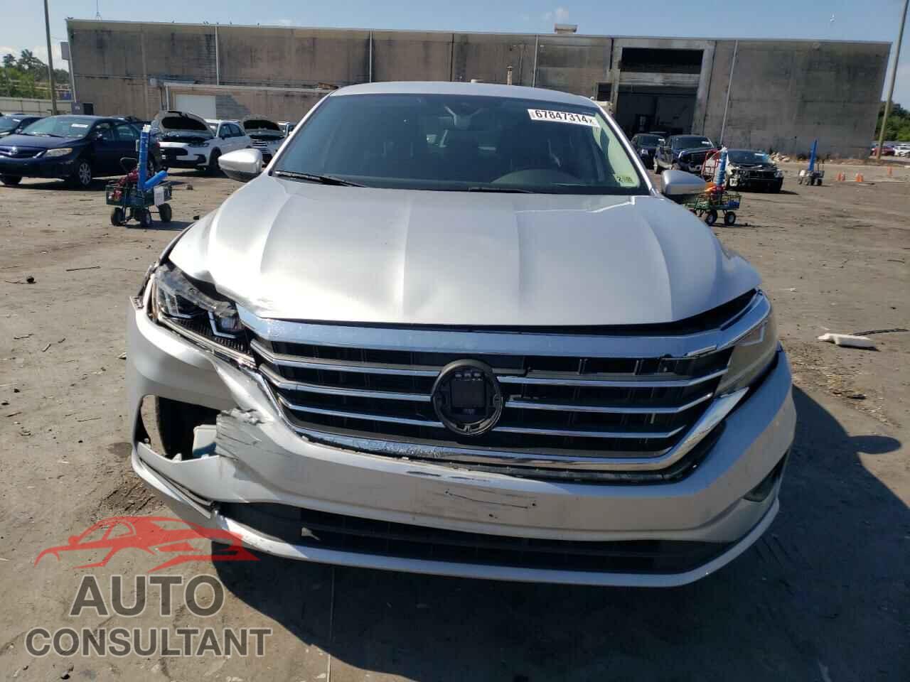 VOLKSWAGEN PASSAT 2020 - 1VWSA7A32LC007720