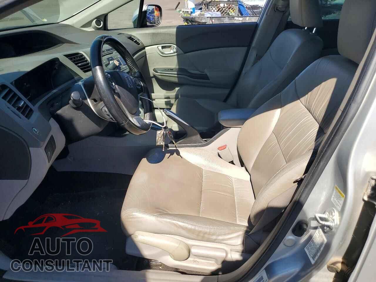 HONDA CIVIC 2012 - JHMFB4F32CS002580