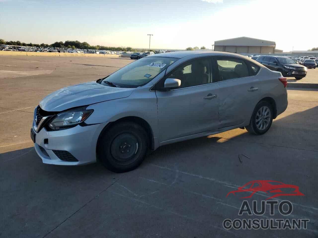 NISSAN SENTRA 2018 - 3N1AB7AP8JL639429