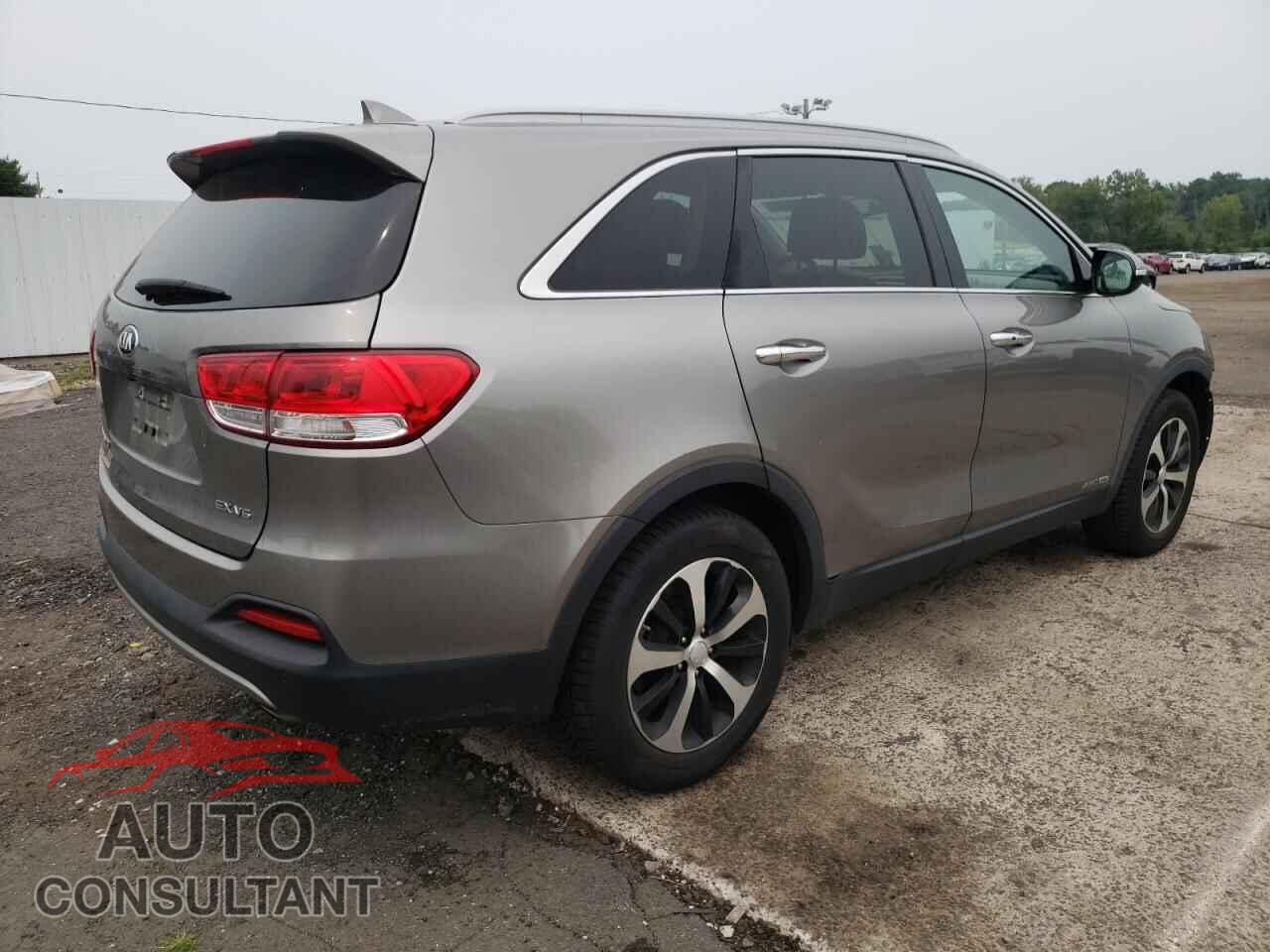 KIA SORENTO 2017 - 5XYPHDA53HG338037