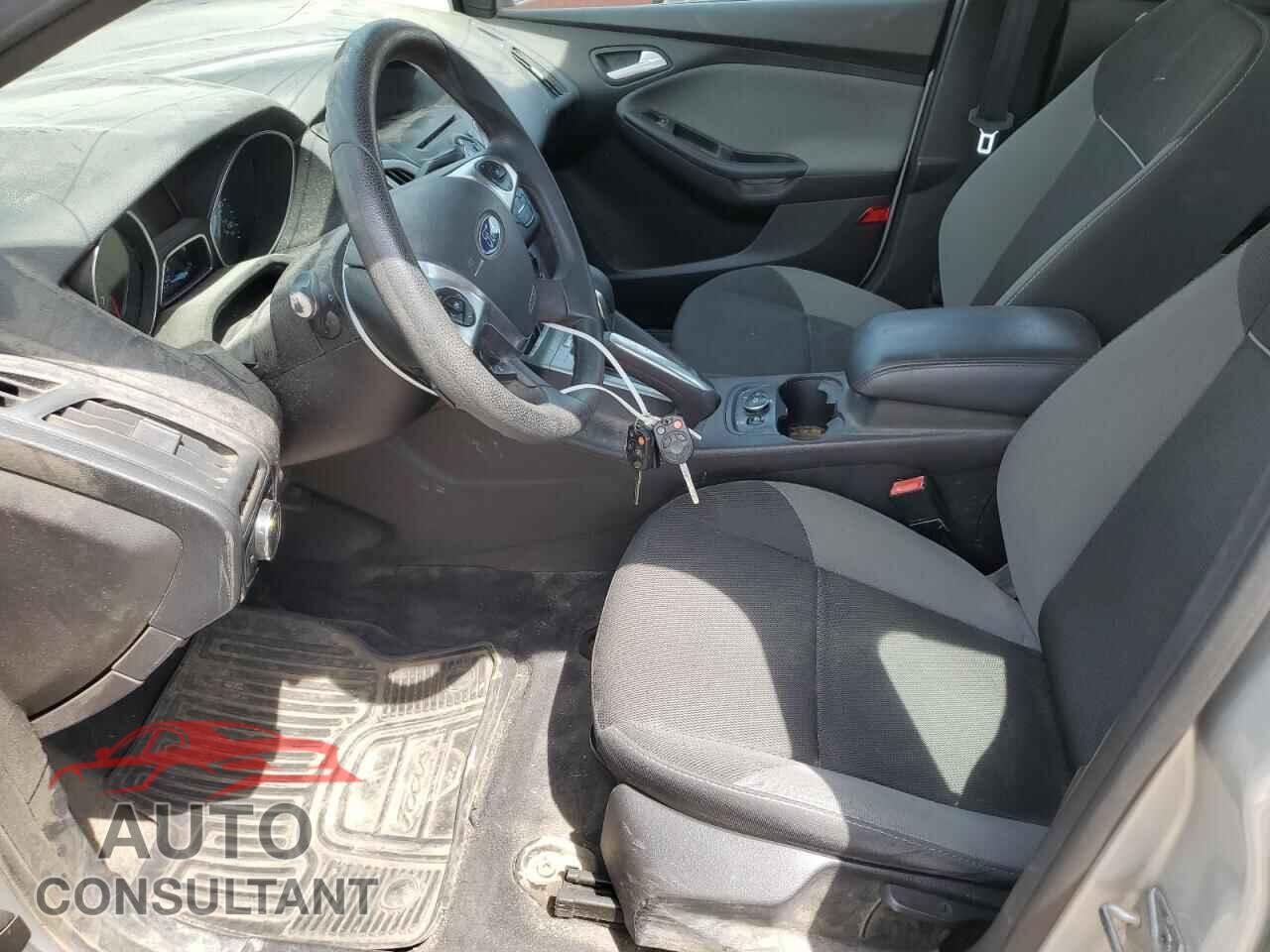 FORD FOCUS 2013 - 1FADP3F23DL319247