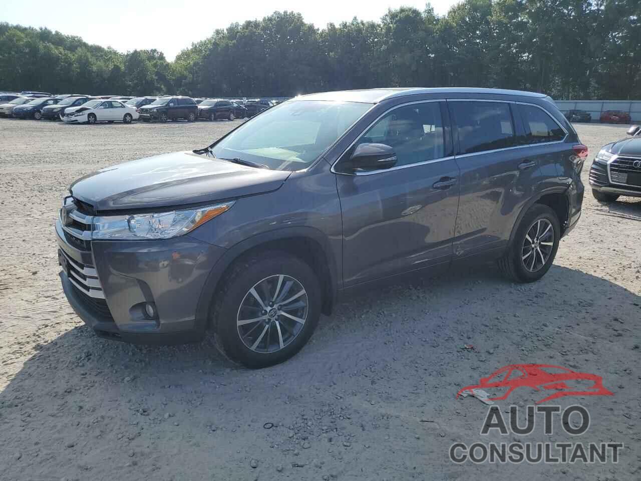 TOYOTA HIGHLANDER 2017 - 5TDJZRFH3HS407301