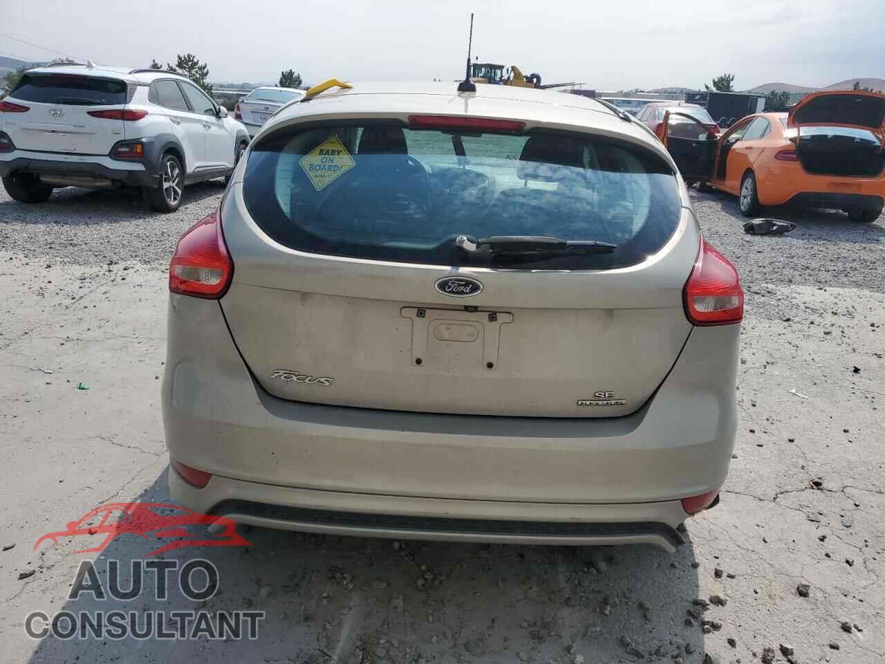 FORD FOCUS 2015 - 1FADP3K28FL287601