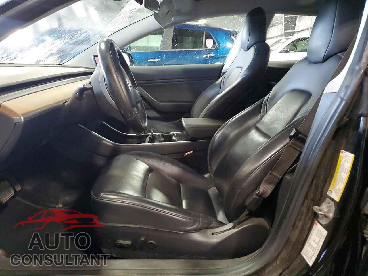 TESLA MODEL 3 2018 - 5YJ3E1EB5JF103111
