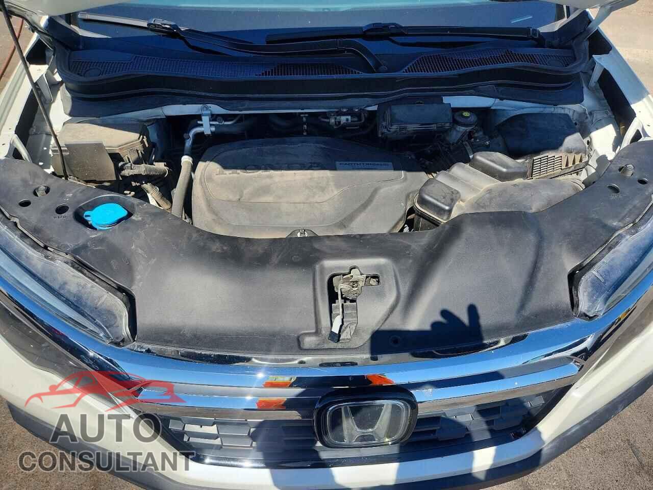 HONDA RIDGELINE 2017 - 5FPYK3F77HB019135