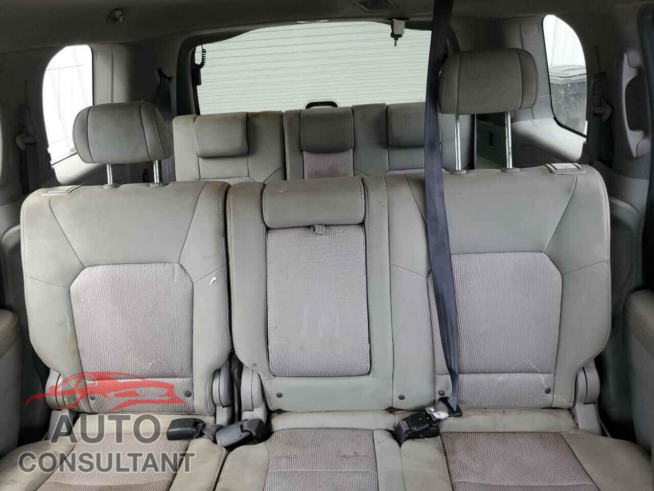 HONDA PILOT 2011 - 5FNYF4H49BB089152