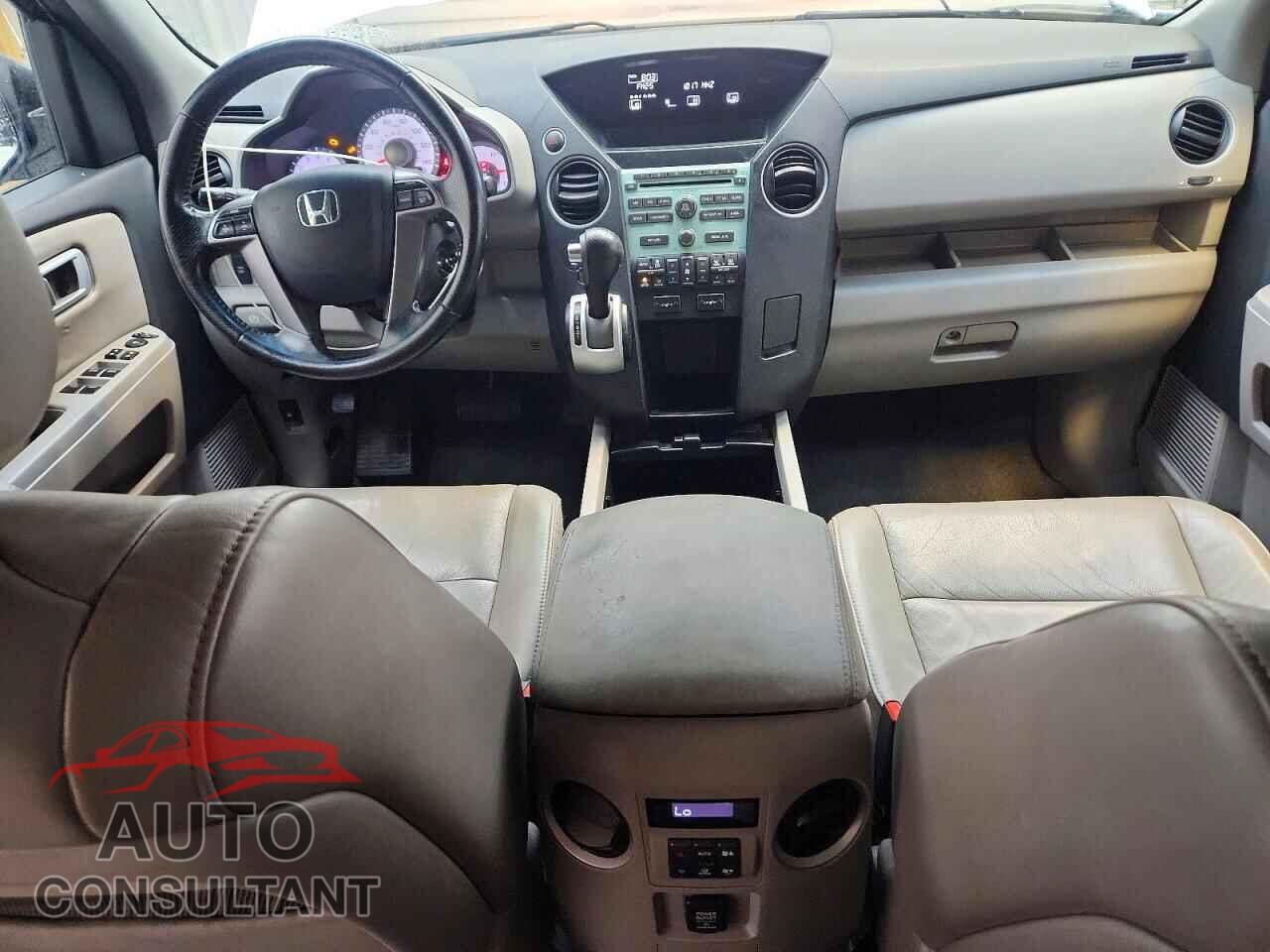 HONDA PILOT 2011 - 5FNYF3H56BB014962