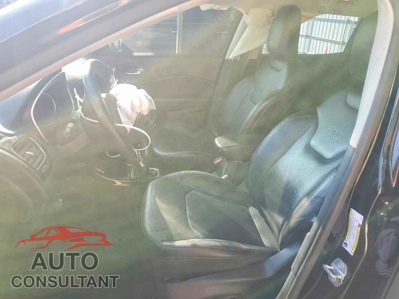 JEEP COMPASS 2018 - 3C4NJCCB5JT122536