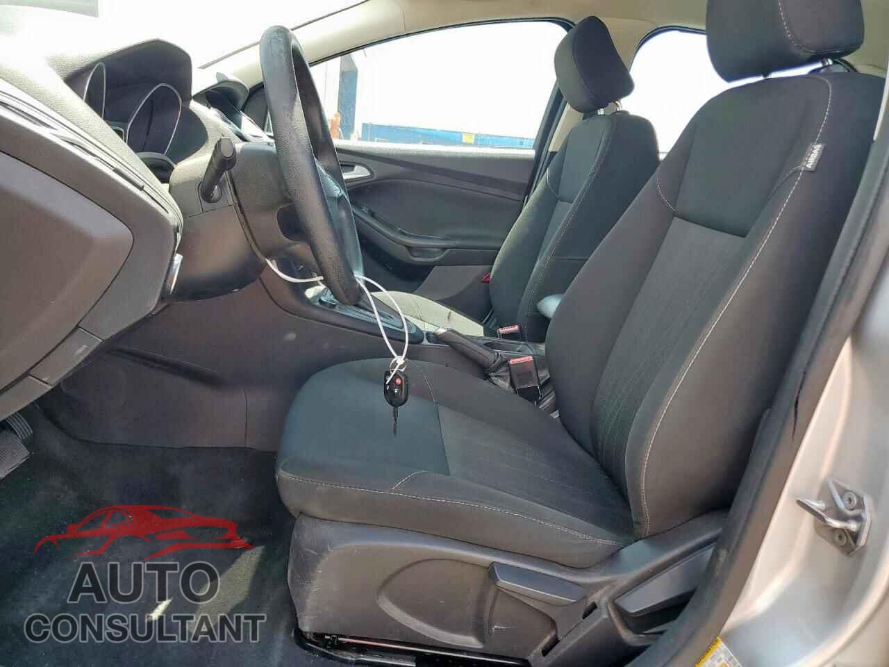 FORD FOCUS 2017 - 1FADP3F20HL291879