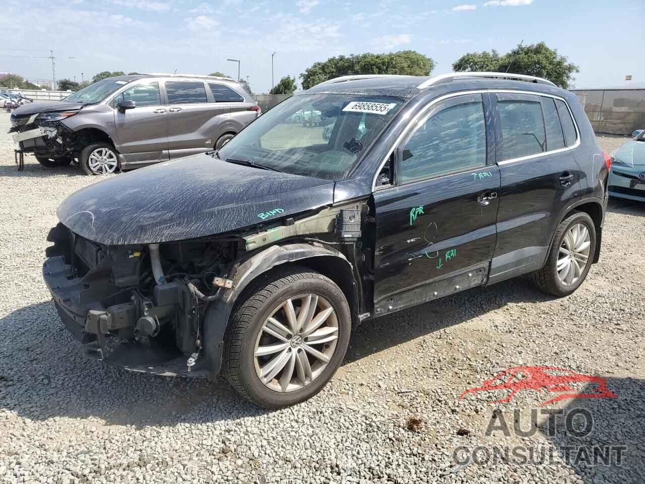VOLKSWAGEN TIGUAN 2011 - WVGBV7AX6BW514252
