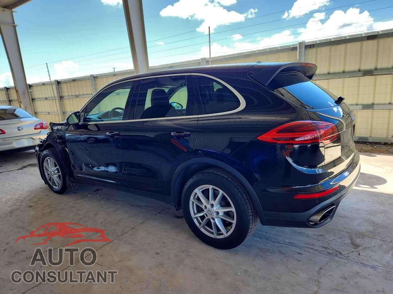 PORSCHE CAYENNE 2016 - WP1AA2A22GKA11821