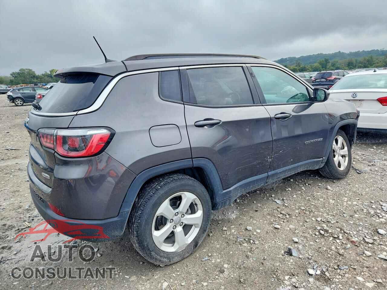 JEEP COMPASS 2018 - 3C4NJDBB8JT355592