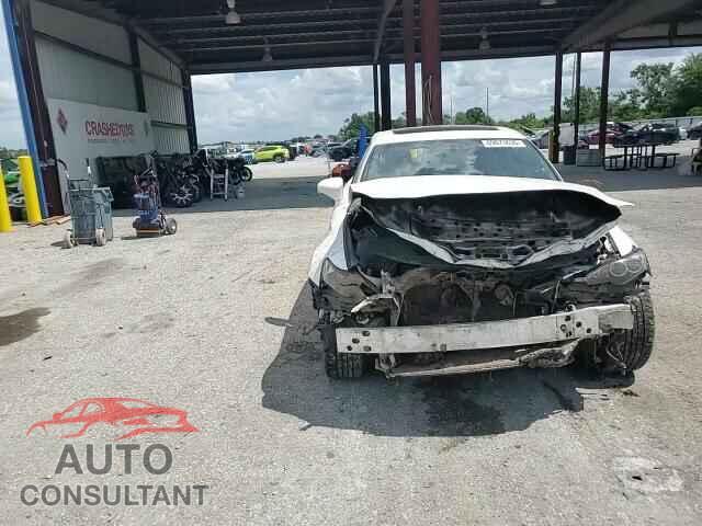 LEXUS IS 2014 - JTHBF1D28E5040070