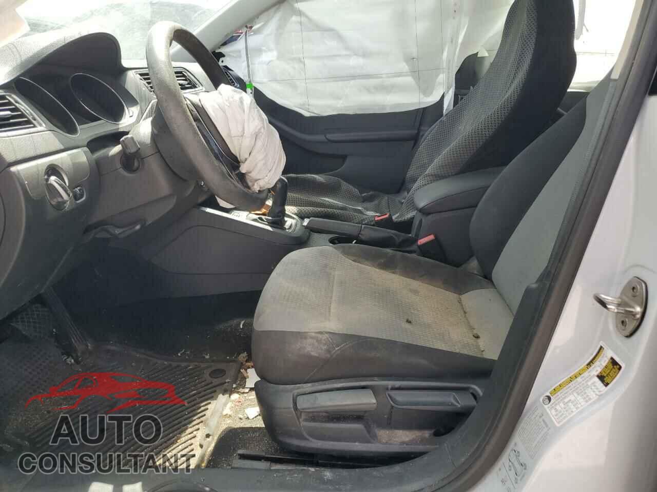VOLKSWAGEN JETTA 2017 - 3VW2B7AJ8HM335497