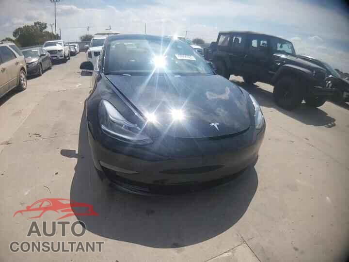 TESLA MODEL 3 2019 - 5YJ3E1EB4KF388966