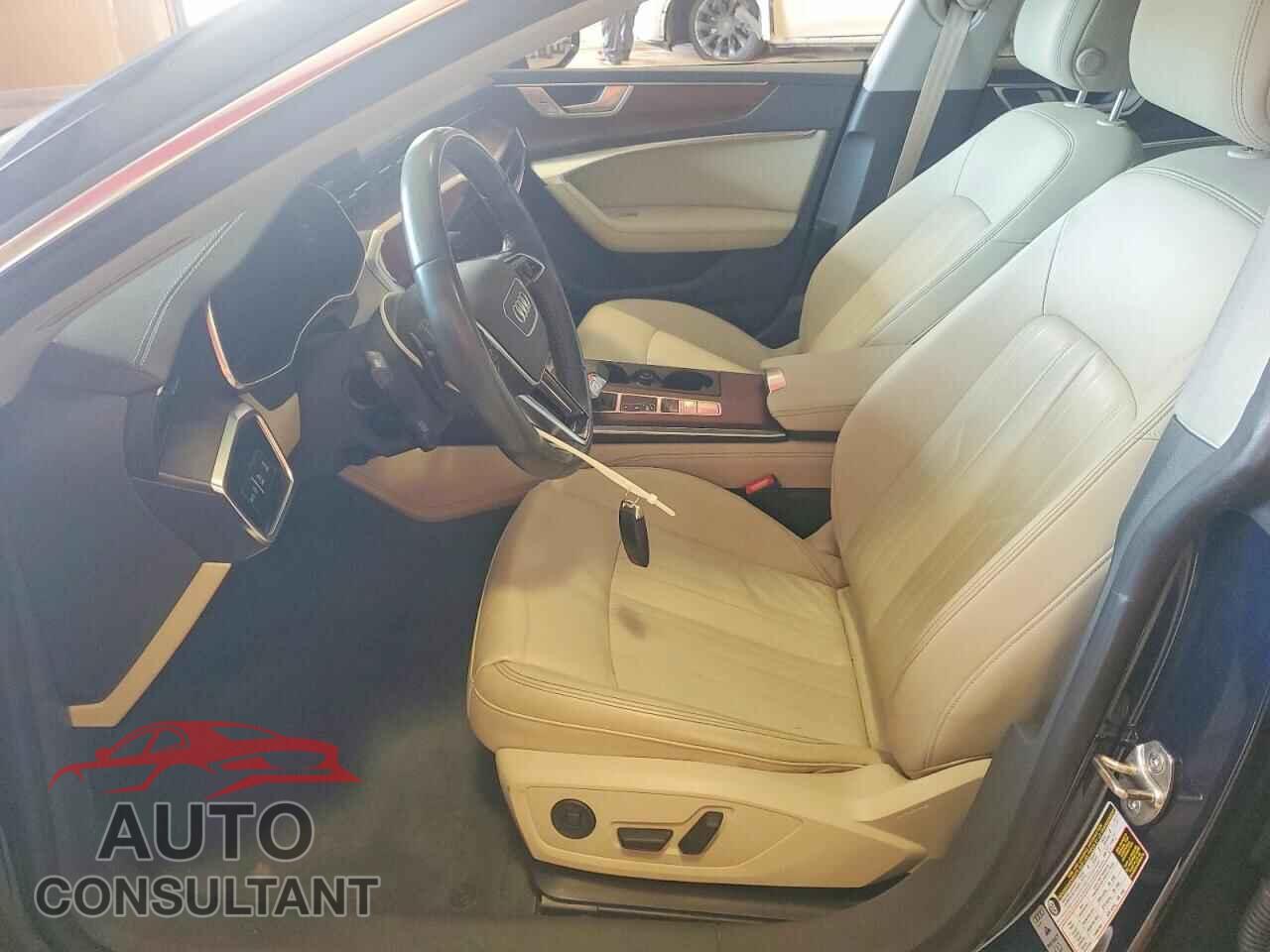 AUDI A7 2019 - WAUR2AF25KN050833