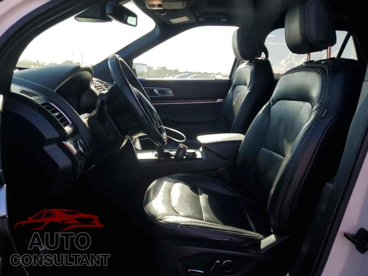 FORD EXPLORER 2018 - 1FM5K8F88JGB14473