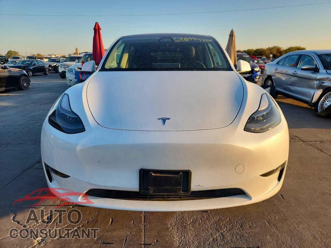 TESLA MODEL Y 2024 - 7SAYGDEE4RA264928