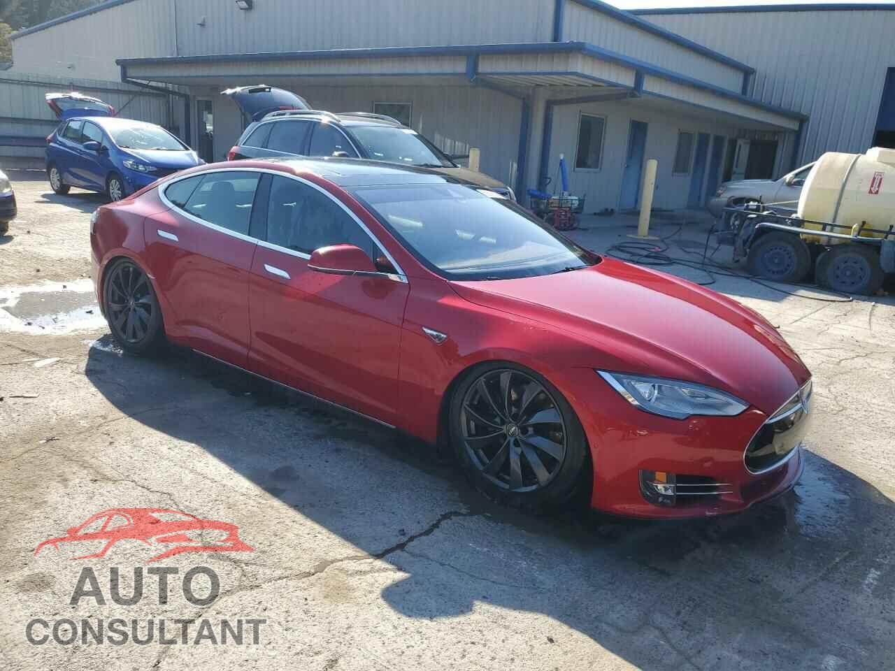 TESLA MODEL S 2016 - 5YJSA1E26GF121326
