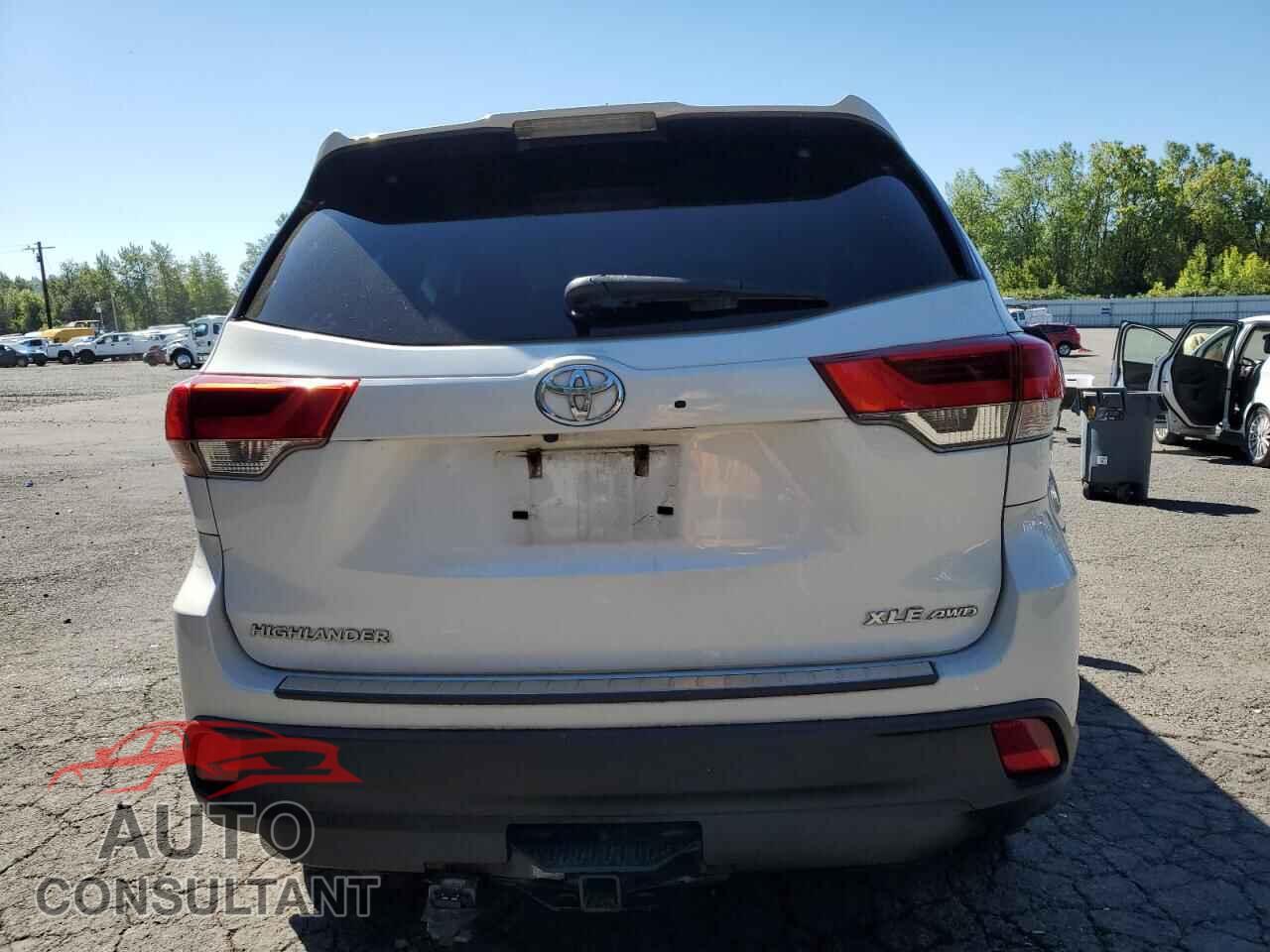 TOYOTA HIGHLANDER 2017 - 5TDJZRFH9HS446068