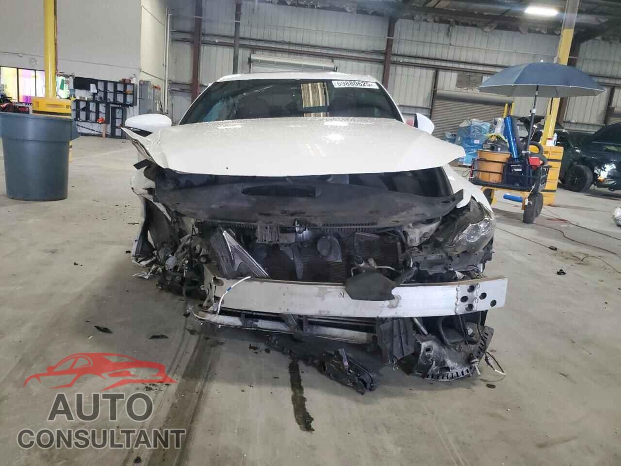 LEXUS IS 2015 - JTHBE1D24F5018250