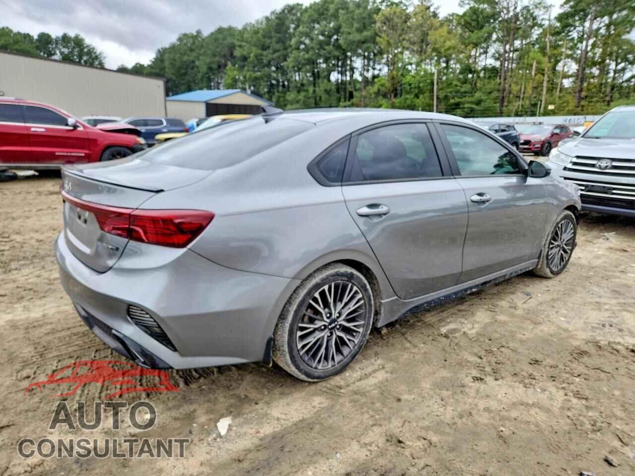 KIA FORTE 2022 - 3KPF54AD4NE511018