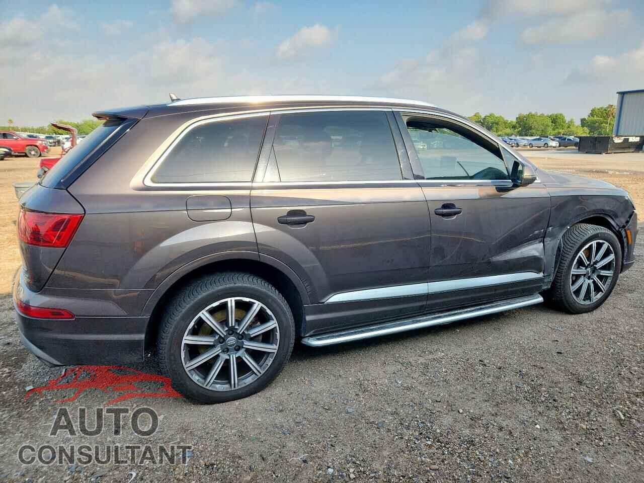 AUDI Q7 2018 - WA1LAAF73JD013401