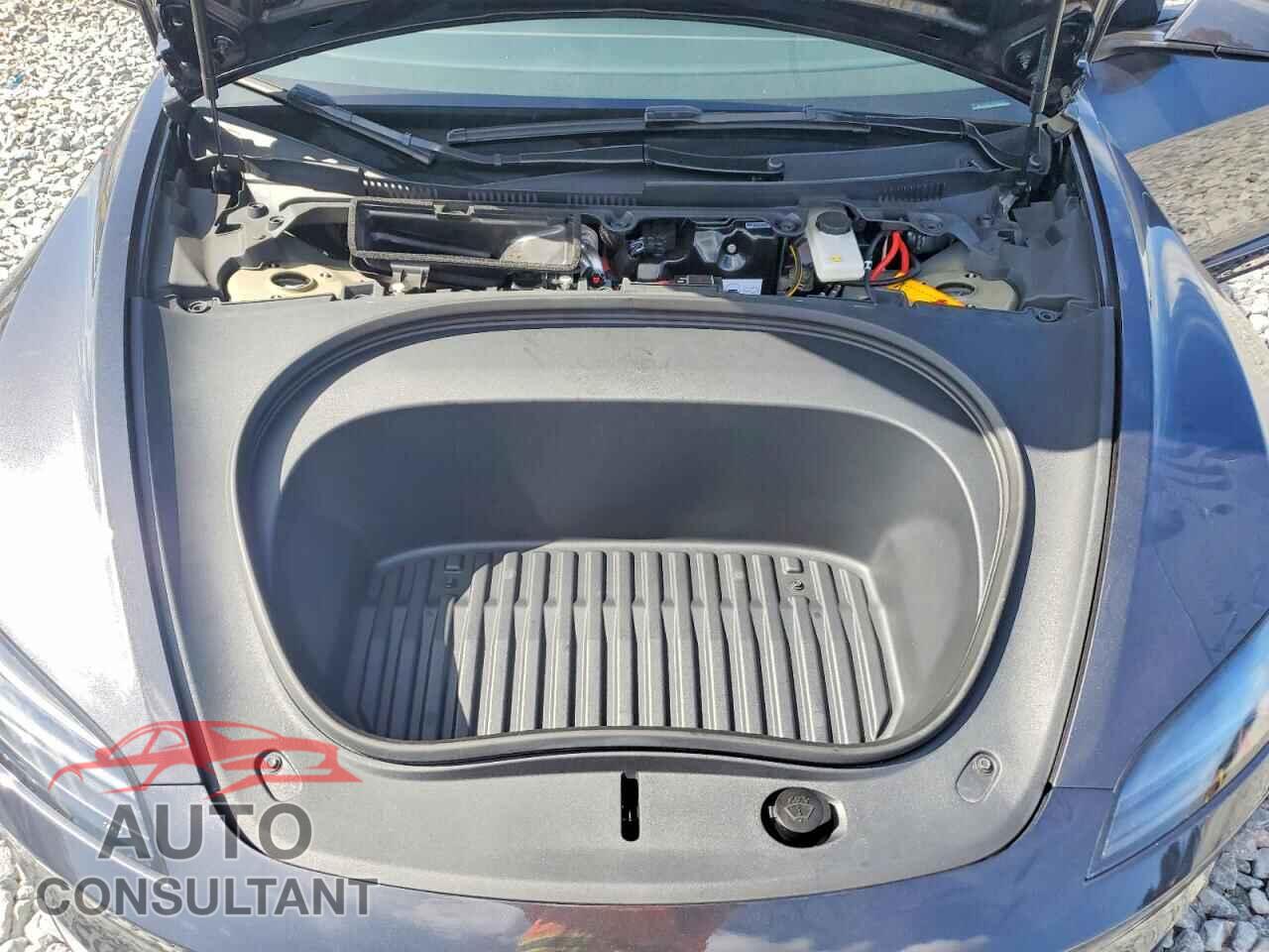 TESLA MODEL 3 2024 - 5YJ3E1ET6RF858286