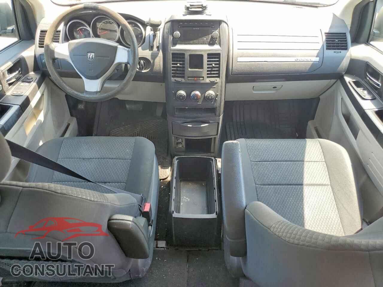 DODGE CARAVAN 2010 - 2D4RN4DE8AR350072