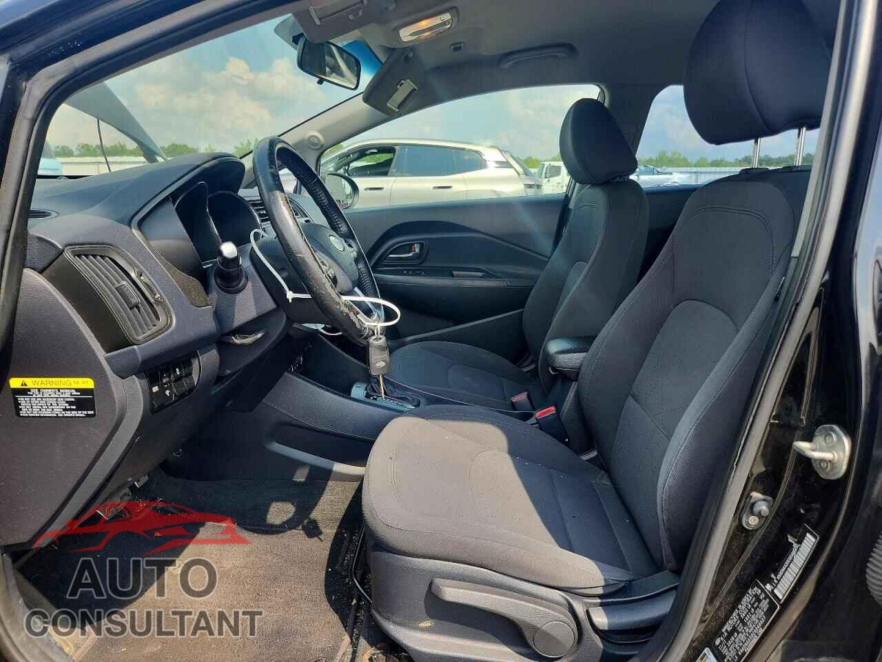 KIA RIO 2012 - KNADN4A30C6046607