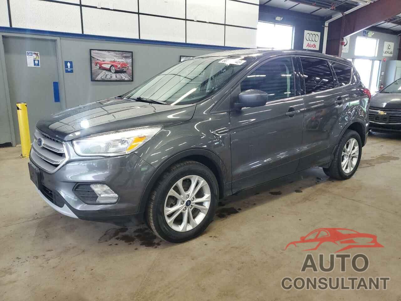 FORD ESCAPE 2019 - 1FMCU9GD0KUC17375