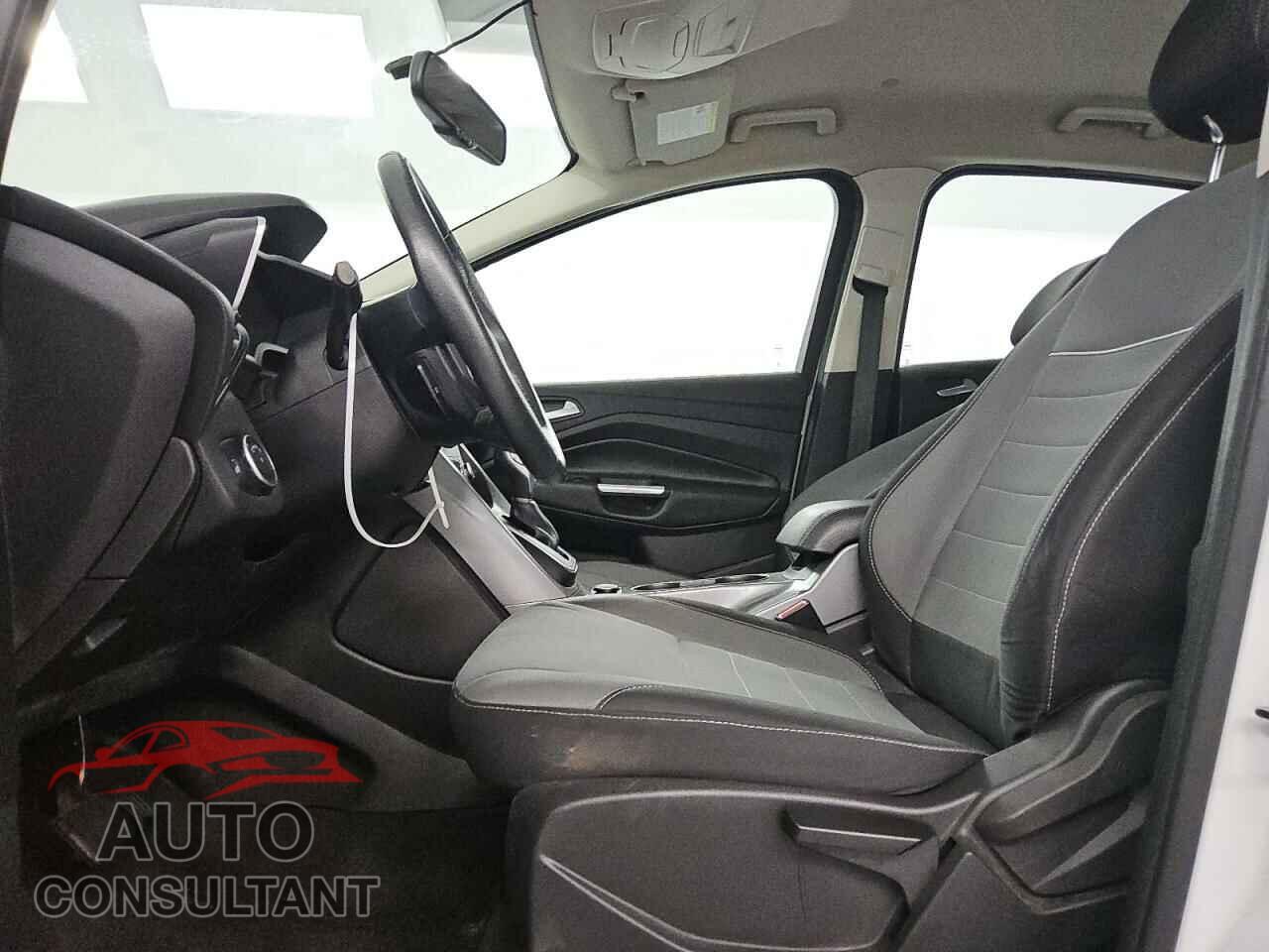 FORD CMAX 2015 - 1FADP5AU6FL124220