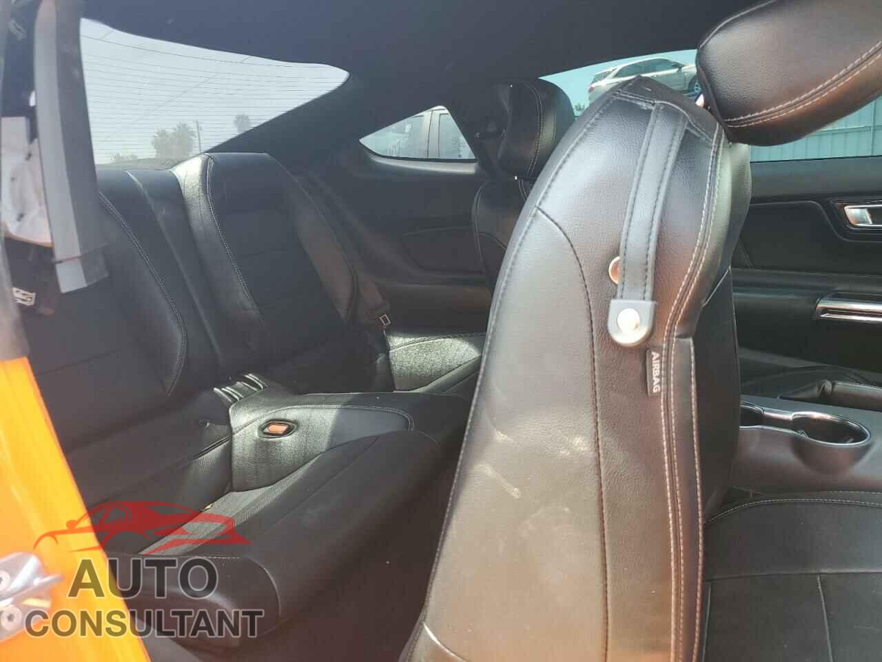 FORD MUSTANG 2021 - 1FA6P8CF6M5156675