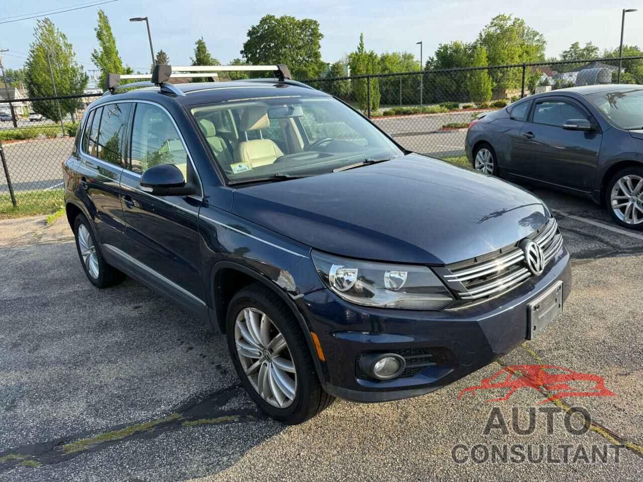 VOLKSWAGEN TIGUAN 2012 - WVGBV7AX3CW583398