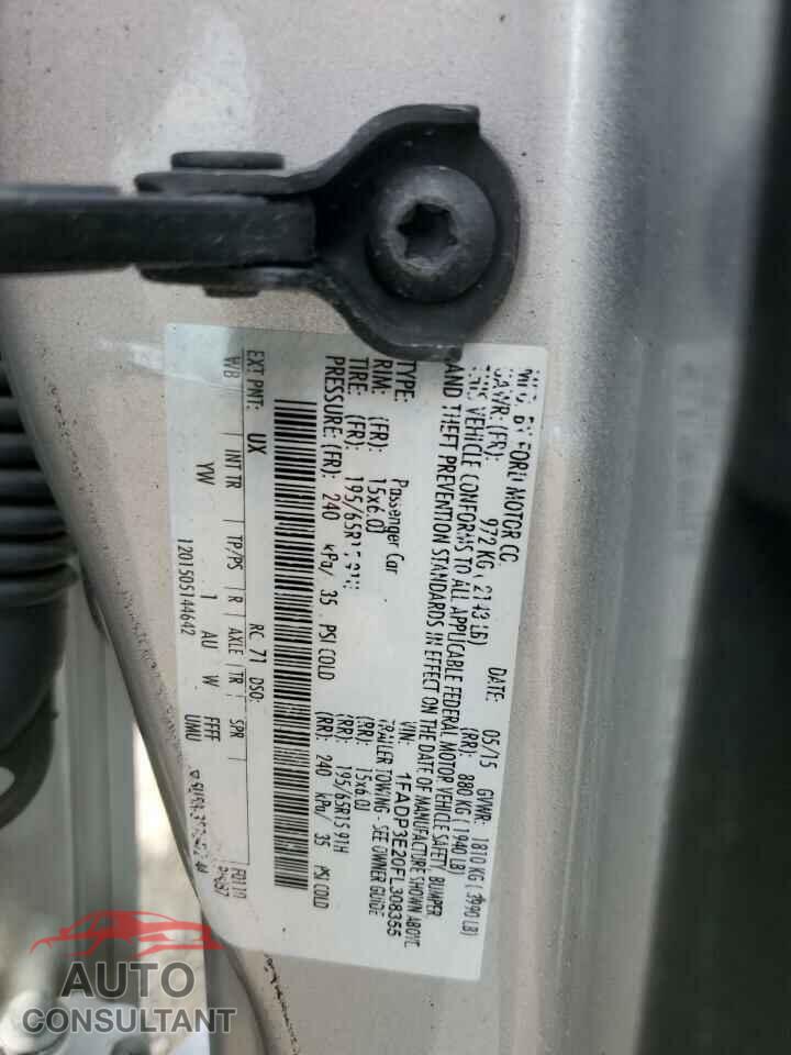 FORD FOCUS 2015 - 1FADP3E20FL308355