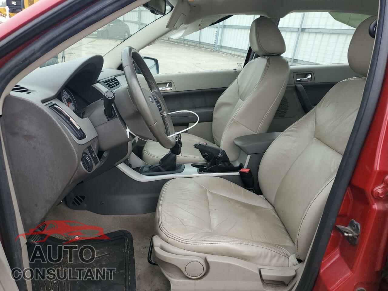 FORD FOCUS 2011 - 1FAHP3GN2BW119532