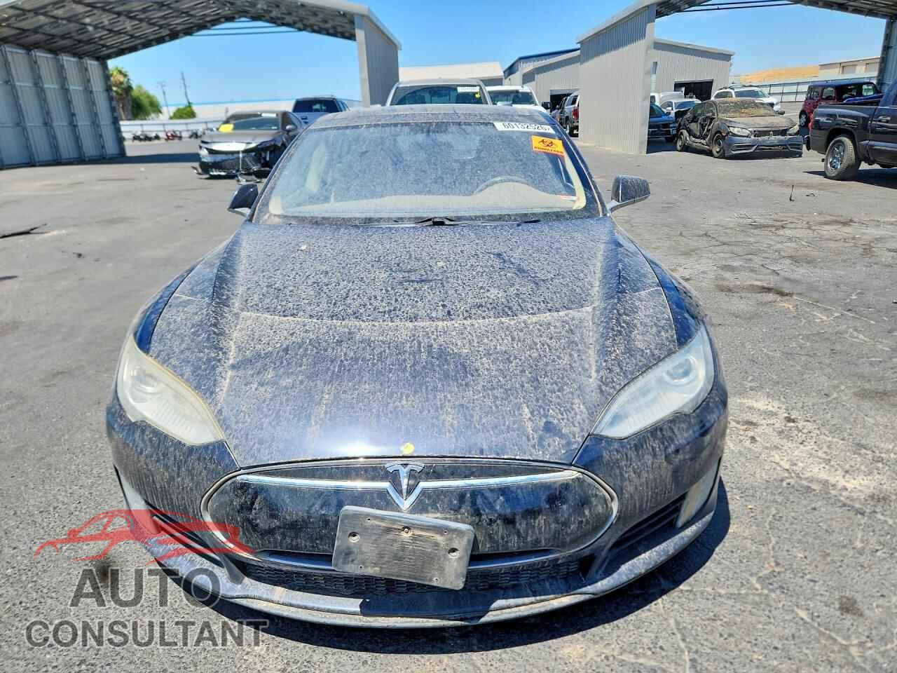 TESLA MODEL S 2013 - 5YJSA1CG2DFP04938