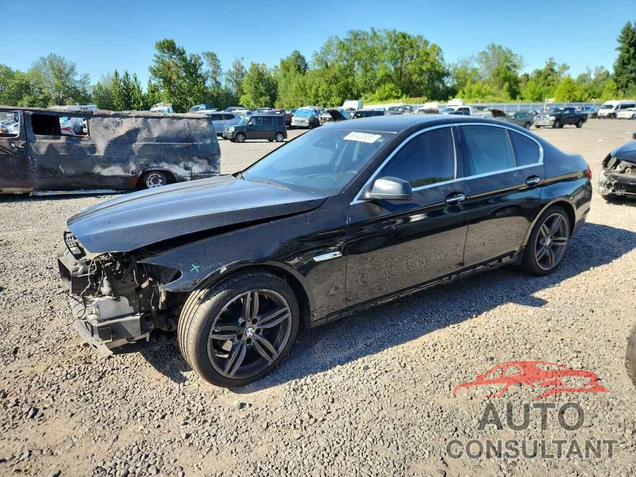 BMW 5 SERIES 2011 - WBAFR1C55BC260454