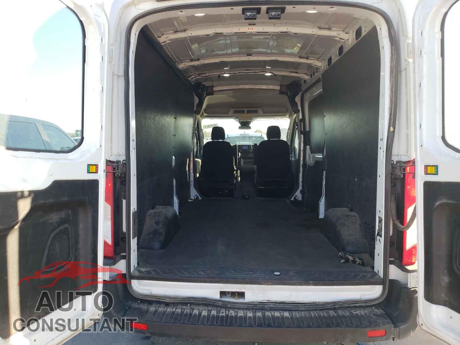 FORD TRANSIT CO 2020 - 1FTBR2C84LKA30980