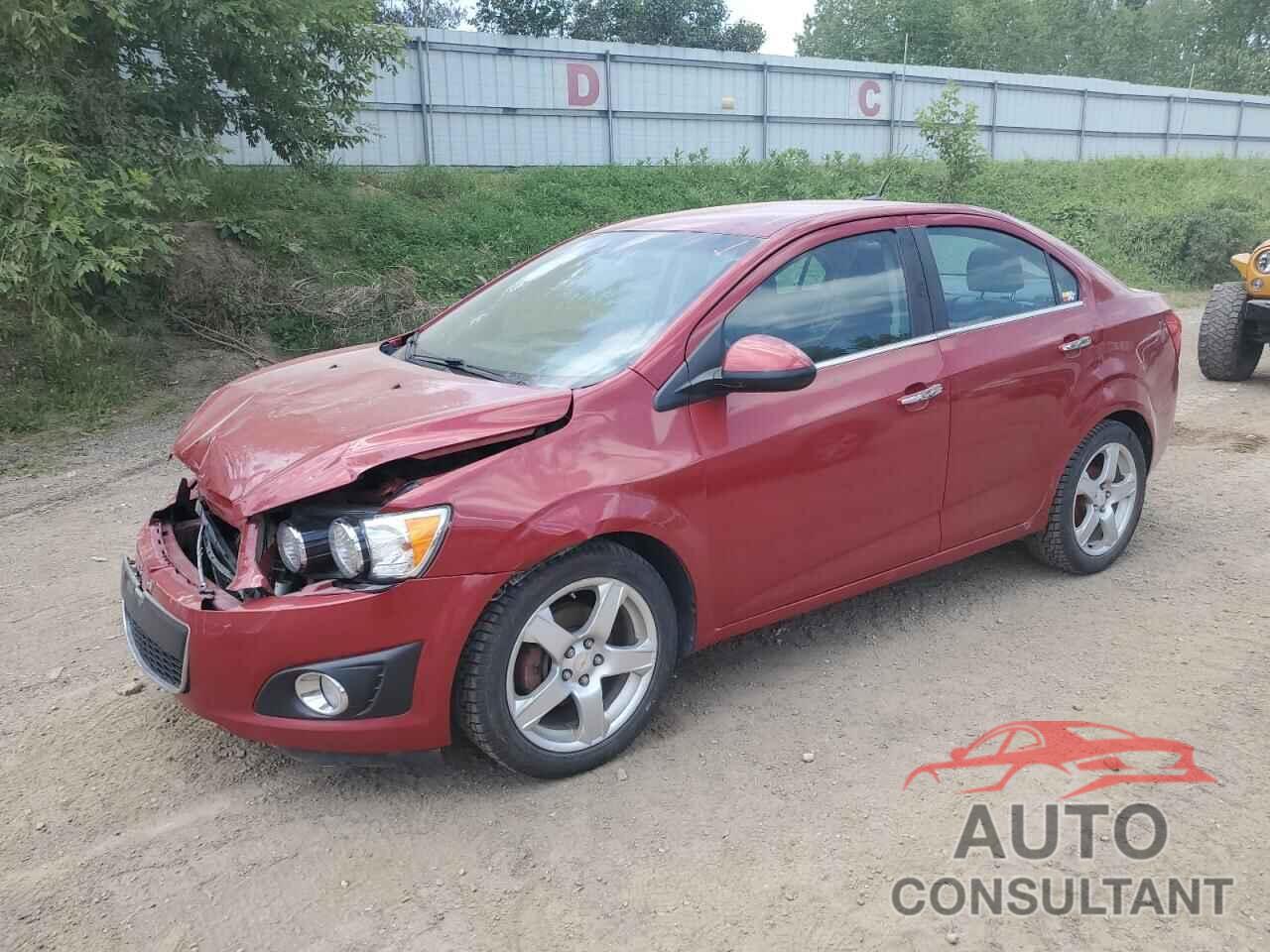 CHEVROLET SONIC 2012 - 1G1JE5SH5C4152268