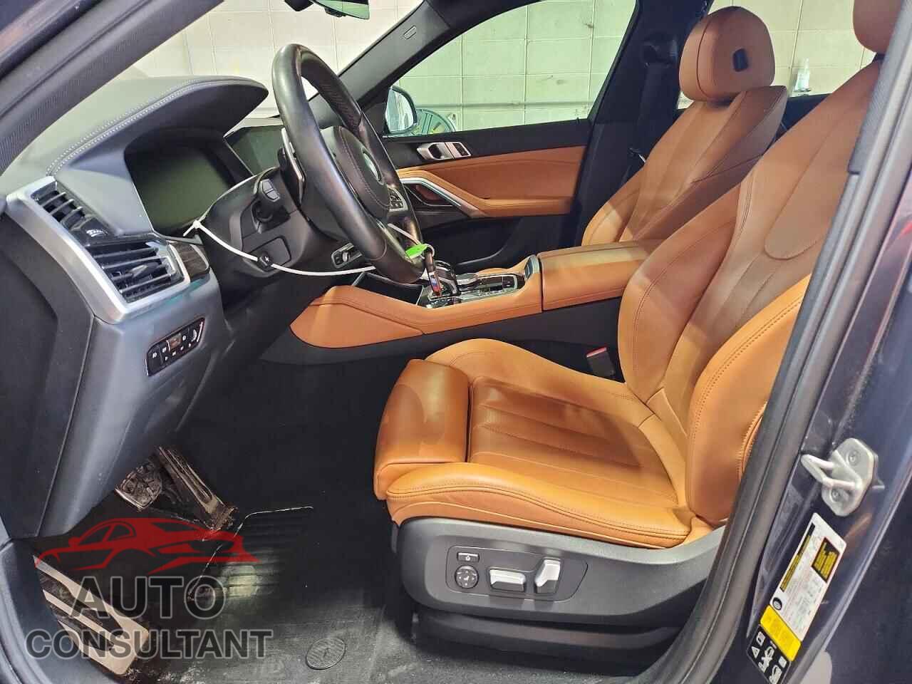 BMW X6 2021 - 5UXCY6C06M9F13907