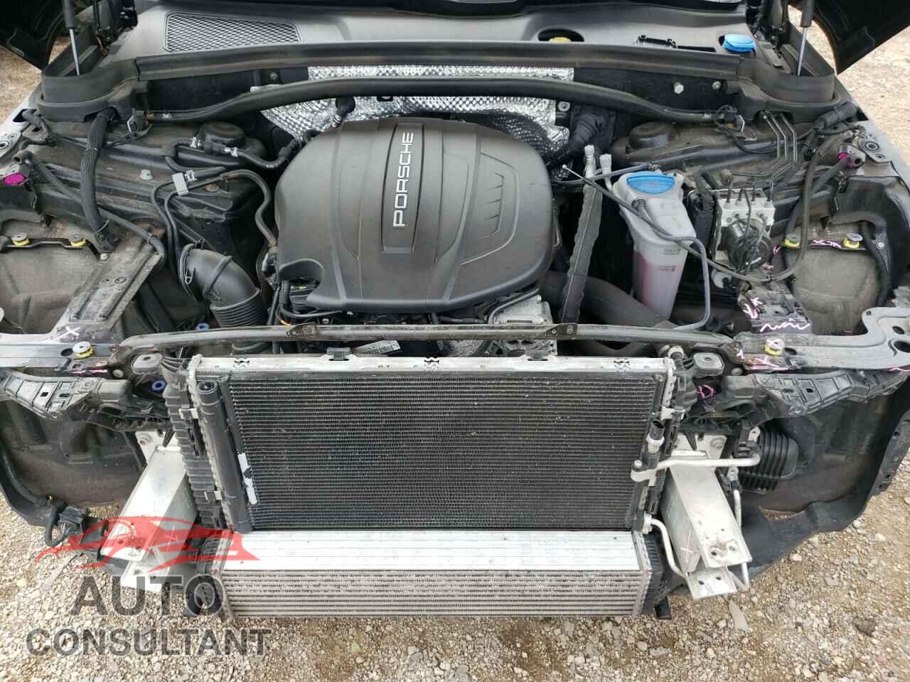 PORSCHE MACAN 2018 - WP1AA2A5XJLB23312