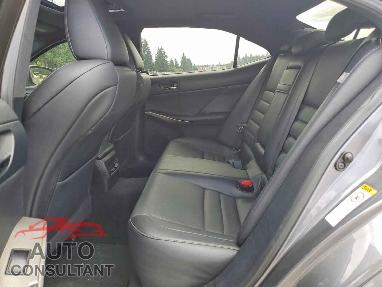 LEXUS IS 2014 - JTHBE1D22E5003504